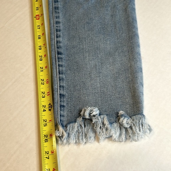 3/$25 Democracy Ab Tech Distressed Strt Leg Destroyed Hem Lt Denim Jean sz14 - Picture 14 of 16
